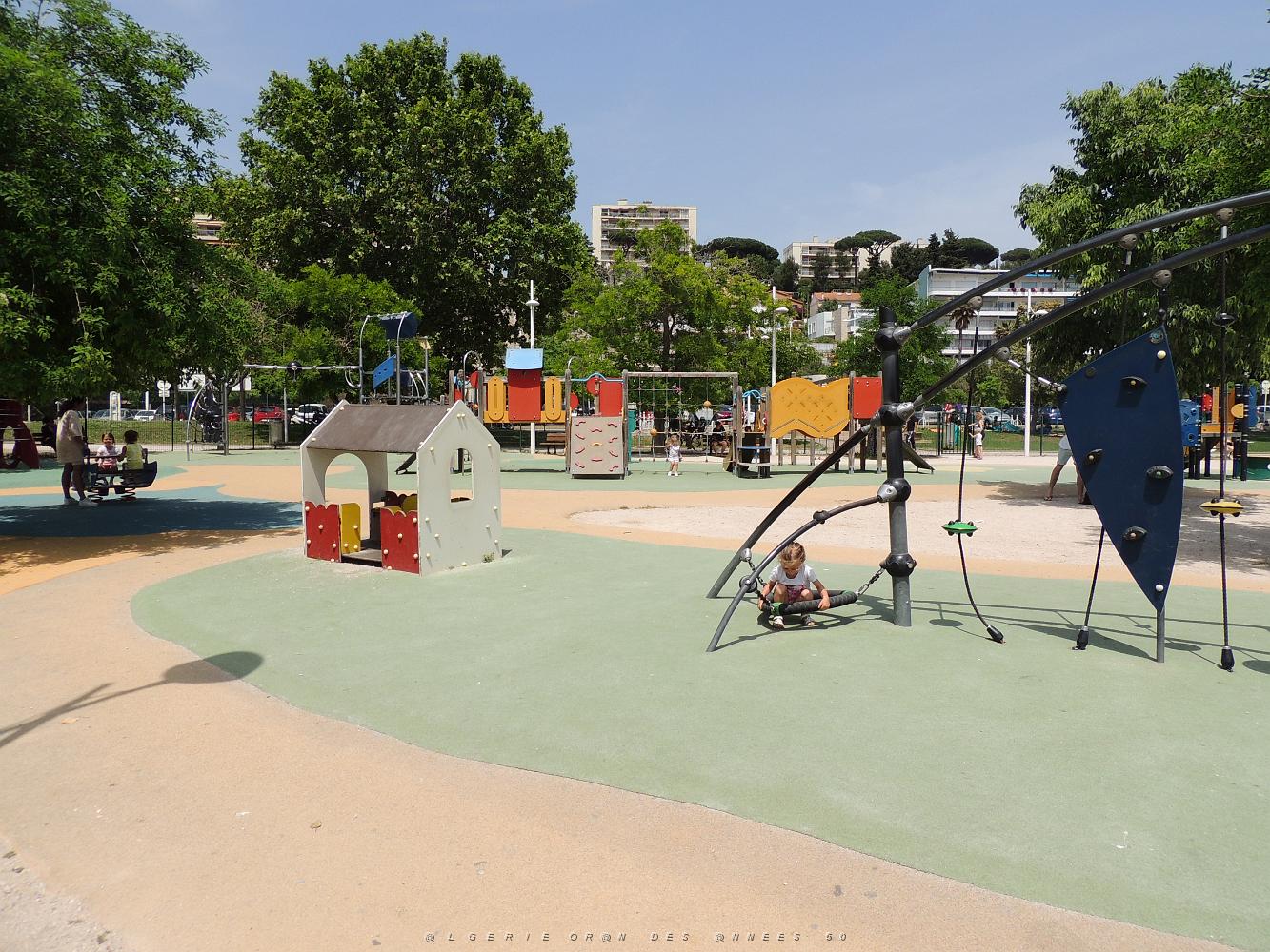 40   Mourillon les jeux en Plein air...JPG -           
